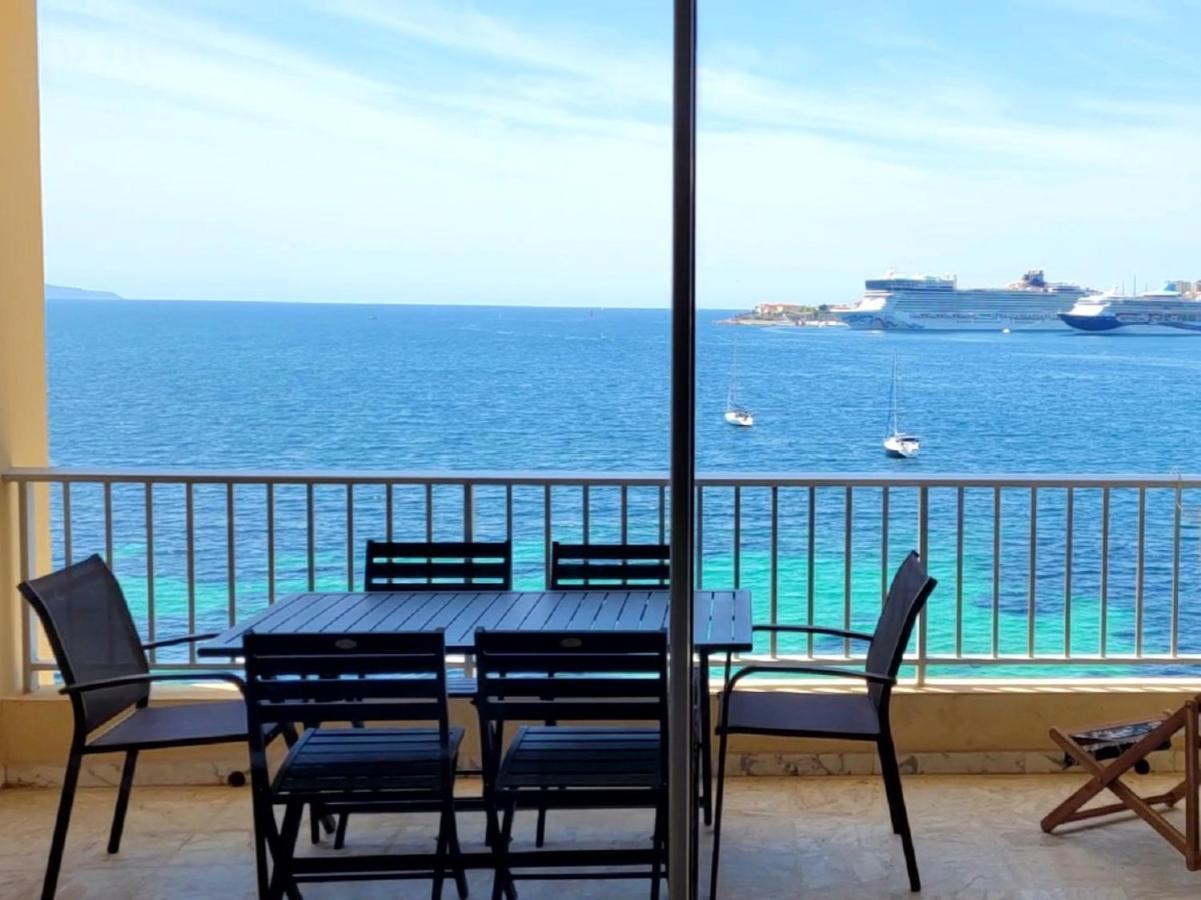 Avec Vue Sur A Ajaccio 30m² Parking Inclus Appartamento Ajaccio (Corsica)
